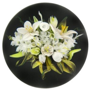 Happiness of White Flowers von Melissa Ayotte
