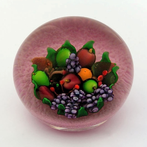 Selkirk Glass Fruit Basket von Peter Holmes