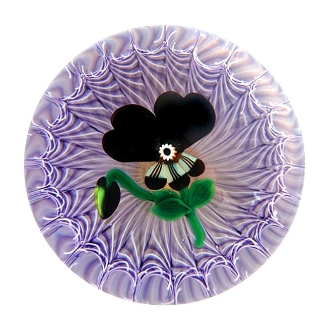 Selkirk Glass Stiefmuetterchen Lace Koerbchen von Peter Holmes