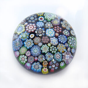 Close Millefiori medium von Peter McDougall