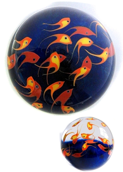 Touchstone Glass Fischschwarm orange von Cathy Richardson