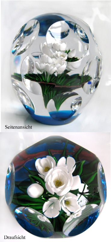 Fleur d Eau White Upright Bouquet von Louis Saint