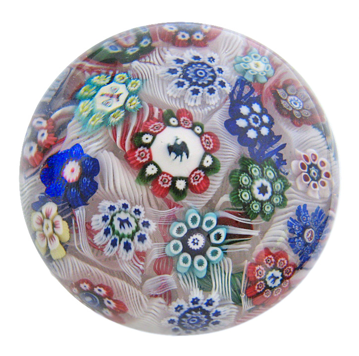 von Concentric-Millefiori-on-Lace Scattered