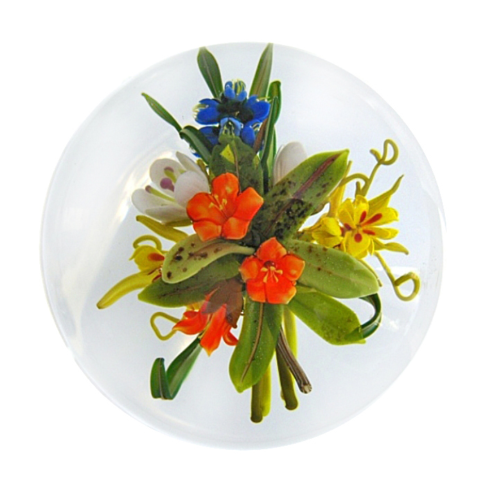 Pine Barren Arbutus Bouquet von Paul Stankard