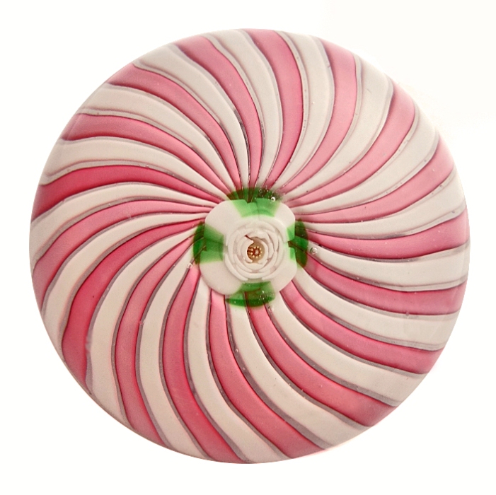 von rosa-weiss-mit-Clichy-Rose Swirl